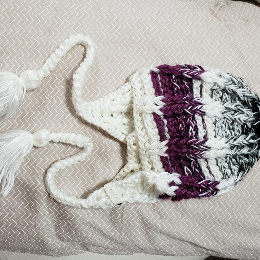 VOLCOM beanie with ear tassels